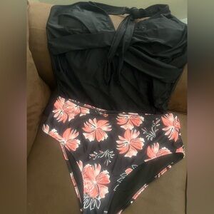 Floral Woman’s Tankini